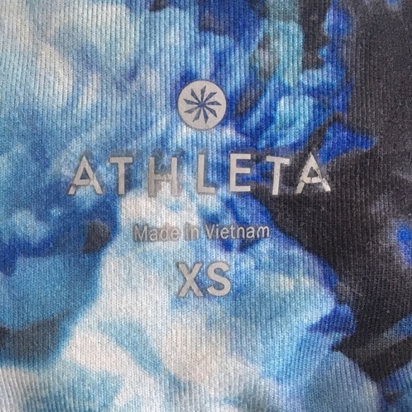 ATHLETA Blue Floral Crush Chaturanga Leggings - Picture 3 of 9